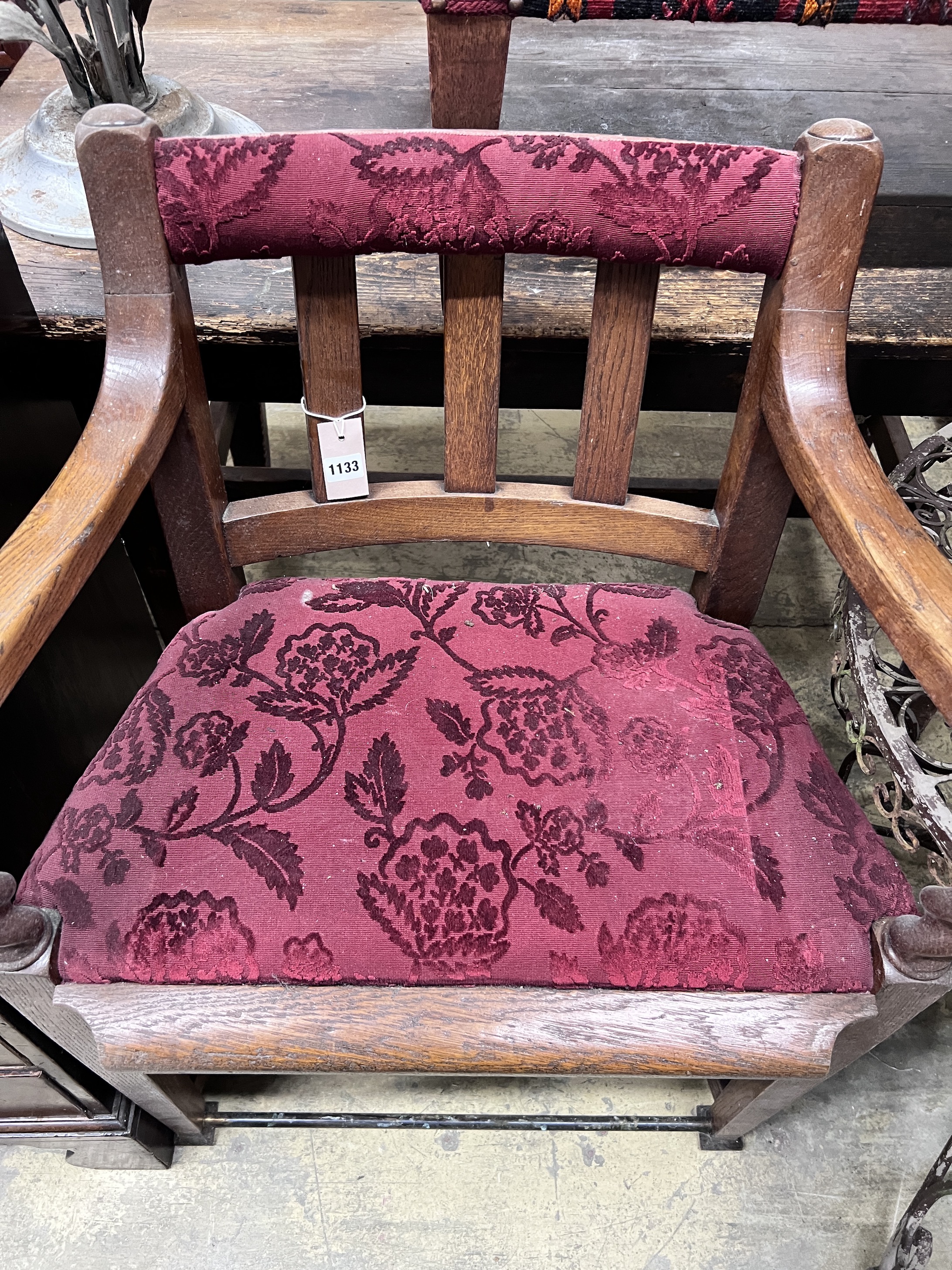 A Victorian oak clerk's chair, width 68cm